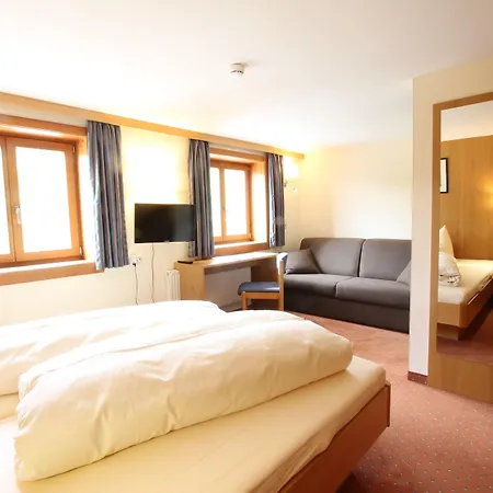 Adler Hotel Warth (Vorarlberg)