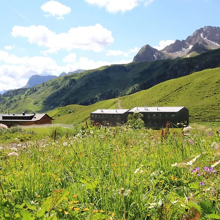 Hotel Adler 3*
