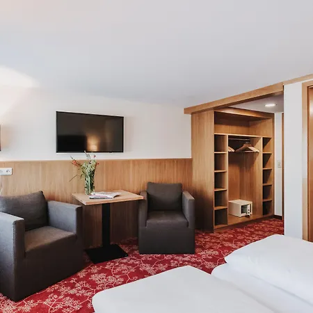 Adler 3* Warth (Vorarlberg)