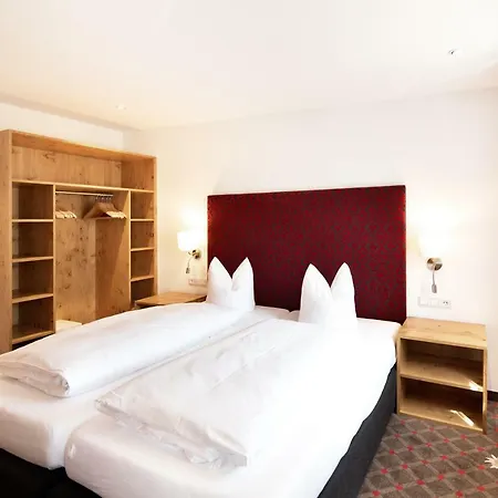 Hotel Adler 3*