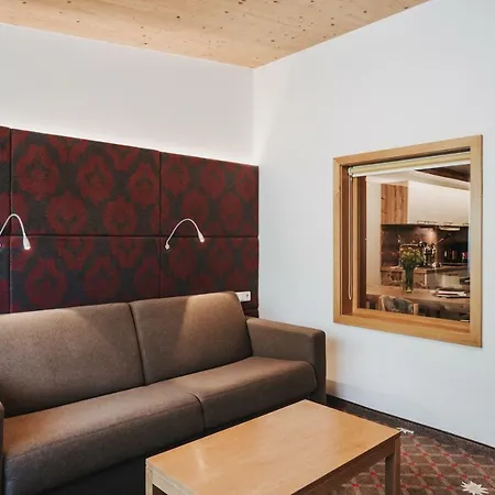 Adler 3* Warth (Vorarlberg)